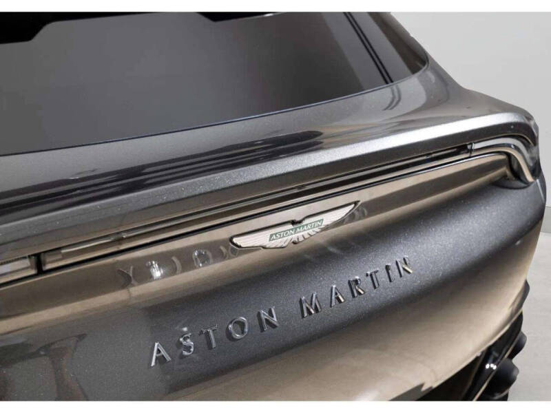 2026 Aston Martin DBX 707