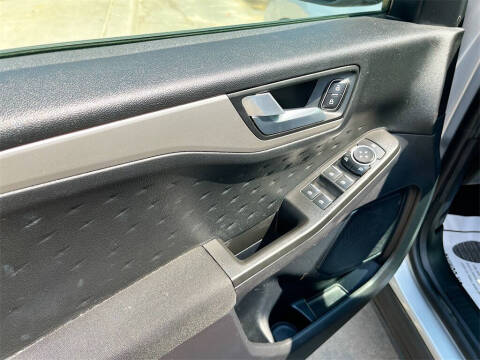 2020 Ford Escape Hybrid SE Sport