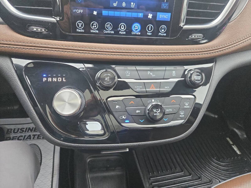 2017 Chrysler Pacifica Limited