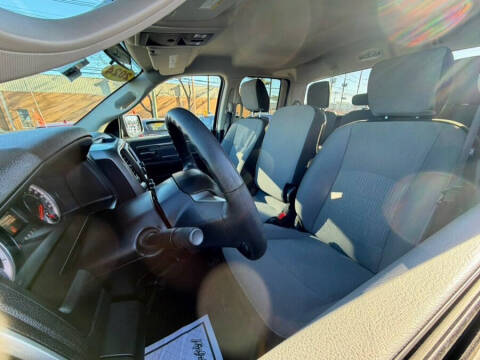 2024 RAM 1500 Classic