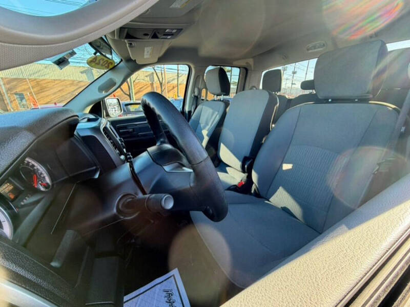 2024 RAM 1500 Classic