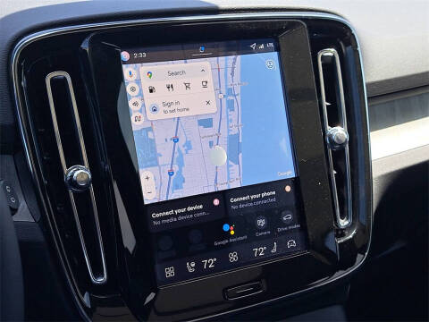 2026 Volvo XC40 B4 Plus