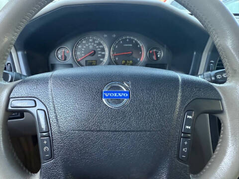 2004 Volvo XC70