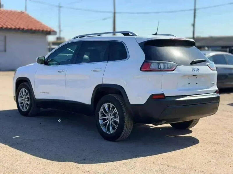2021 Jeep Cherokee Latitude Plus
