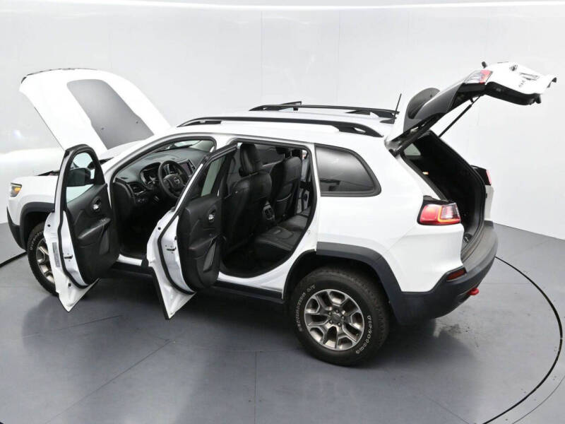 2022 Jeep Cherokee Trailhawk