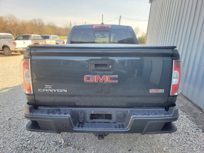 2017 GMC Canyon SLE