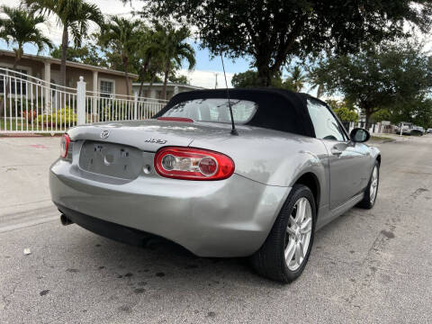 2011 Mazda MX-5 Miata Sport