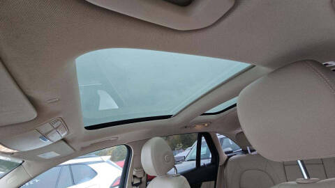 2021 Mercedes-Benz GLC GLC 300