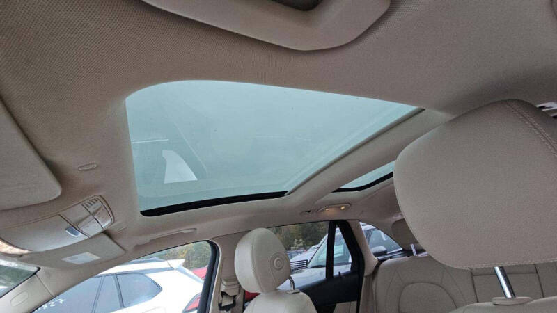 2021 Mercedes-Benz GLC GLC 300