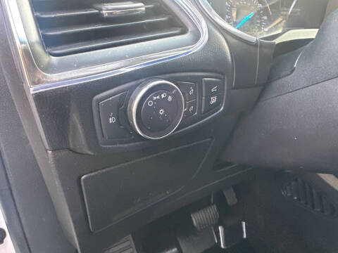 2019 Ford Edge Titanium