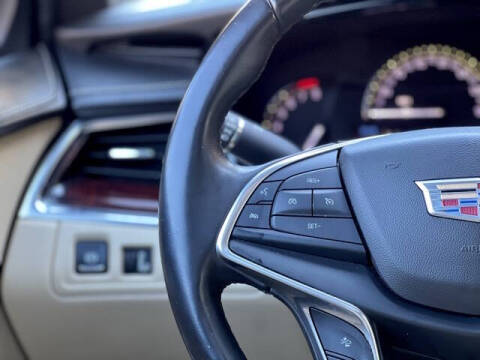 2017 Cadillac XT5 Luxury