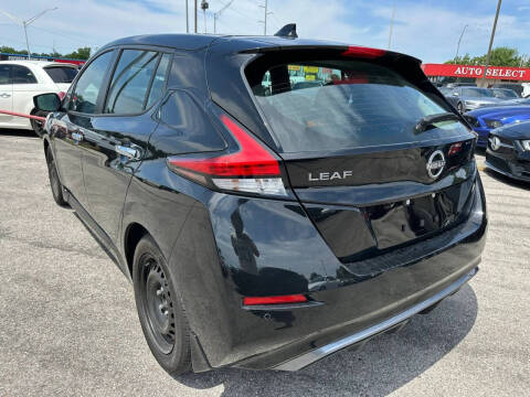 2023 Nissan LEAF S