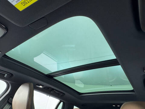 2023 Volvo XC90 Recharge T8 Ultimate Dark Theme