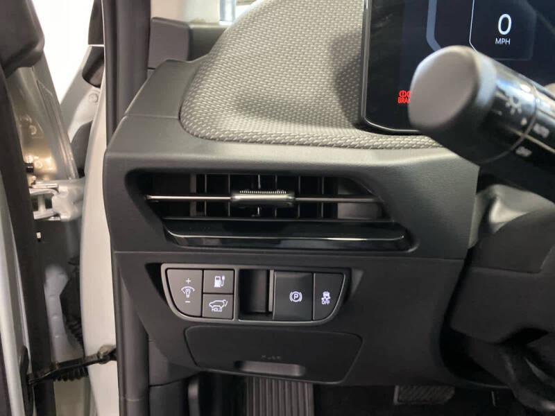 2025 Kia EV6 Wind