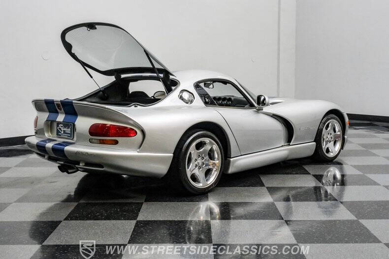 1999 Dodge Viper GTS