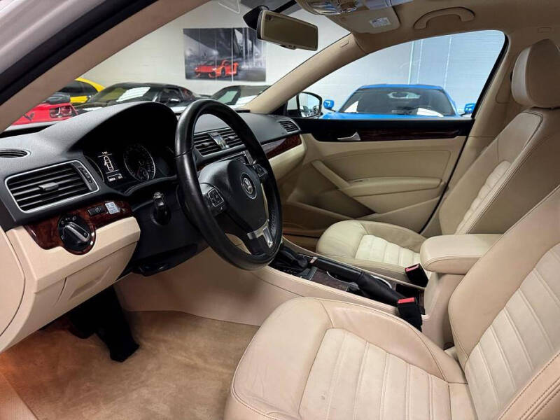 2013 Volkswagen Passat TDI SEL Premium