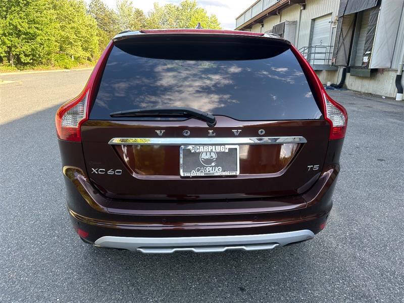 2017 Volvo XC60 T5 Dynamic