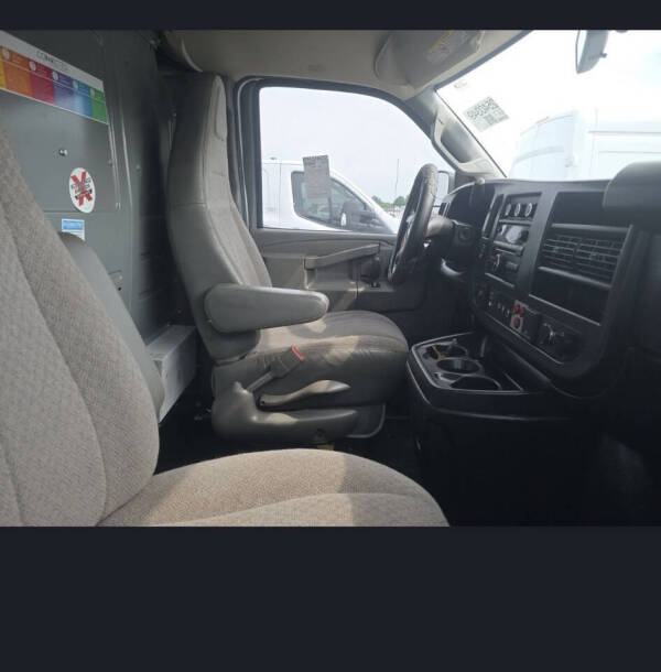 2016 Chevrolet Express 2500