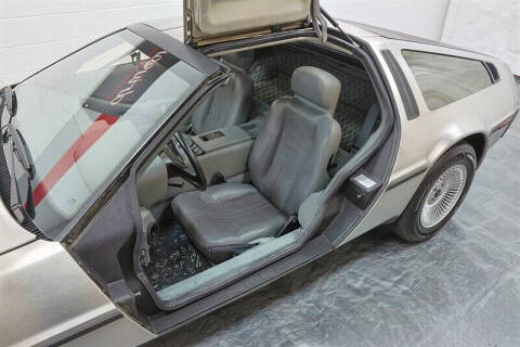 1982 DeLorean DMC-12