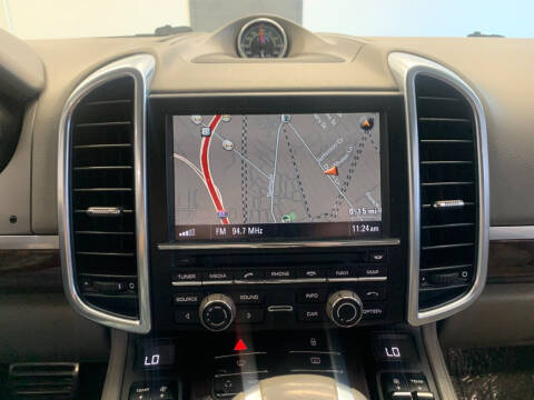 2012 Porsche Cayenne S