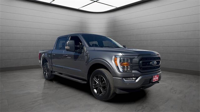 2022 Ford F-150 XLT's photo