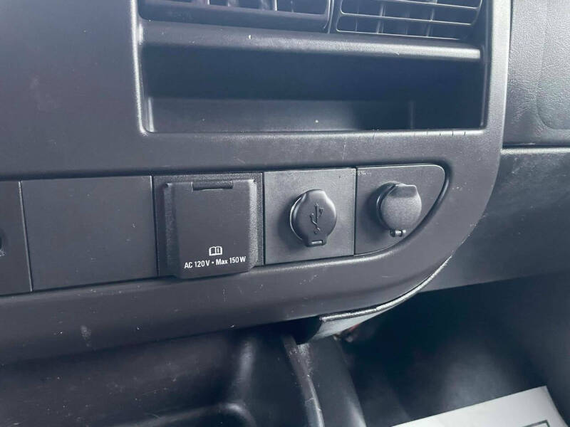 2020 Chevrolet Express 2500