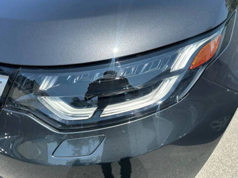 2018 Land Rover Discovery HSE Luxury