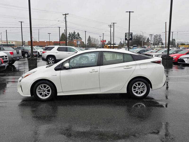 2017 Toyota Prius Four