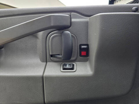 2022 Chevrolet Express 3500