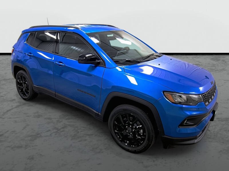 2026 Jeep Compass Latitude Altitude