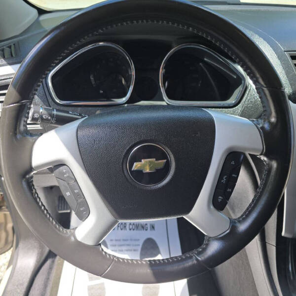2011 Chevrolet Traverse LT