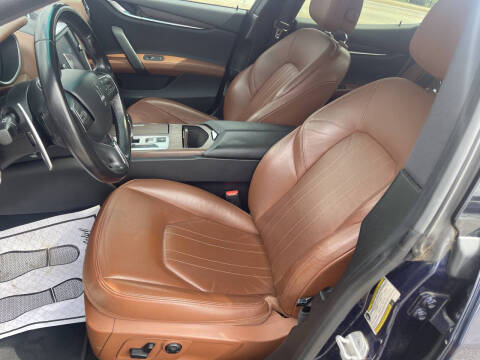 2016 Maserati Ghibli S