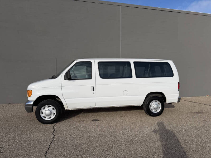2007 Ford E-Series E-150 XLT