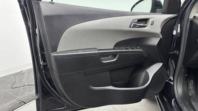 2015 Chevrolet Sonic LT Auto