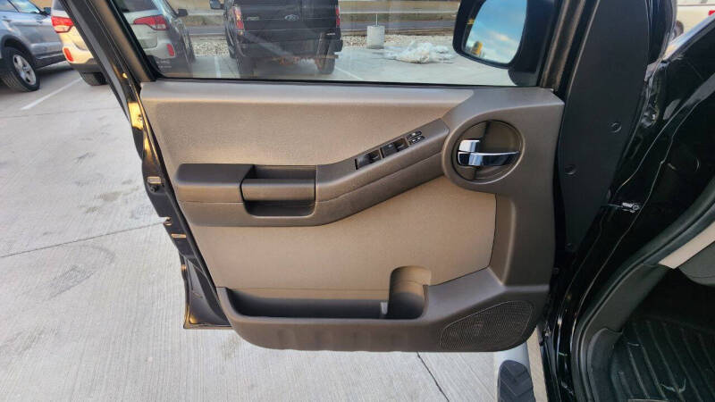 2012 Nissan Xterra S