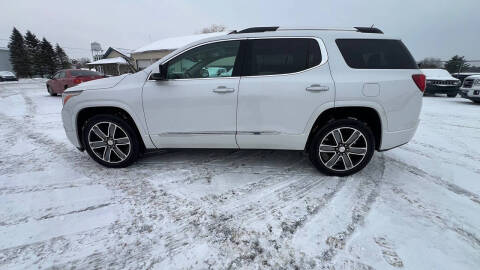 2017 GMC Acadia Denali