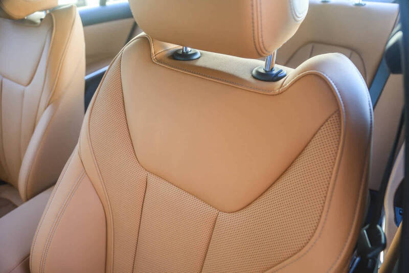 2025 BMW 3 Series M340i