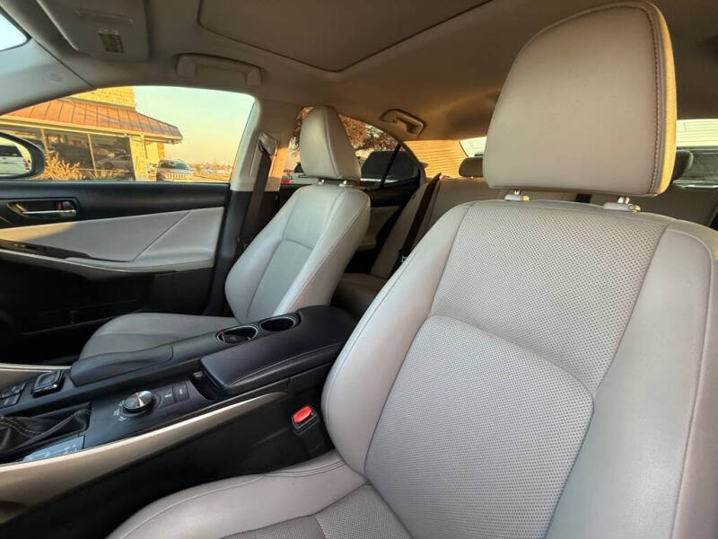 2015 Lexus IS 250