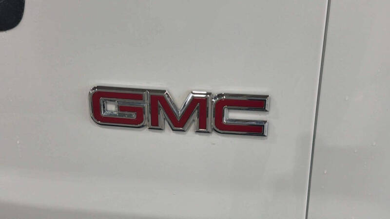 2024 GMC Savana 2500