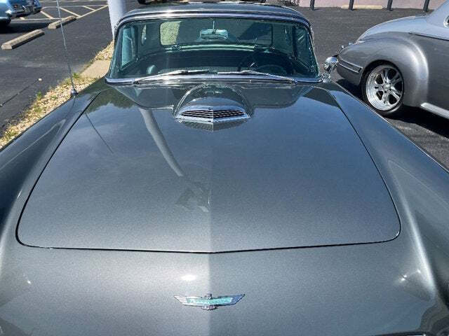 1956 Ford Thunderbird 12