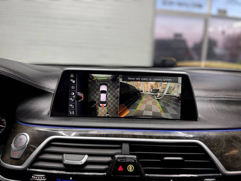 2017 BMW 7 Series 750i