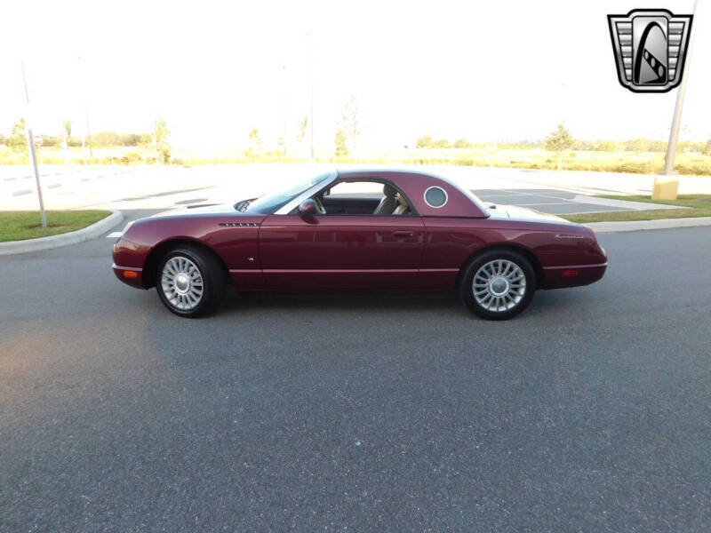 2004 Ford Thunderbird Deluxe