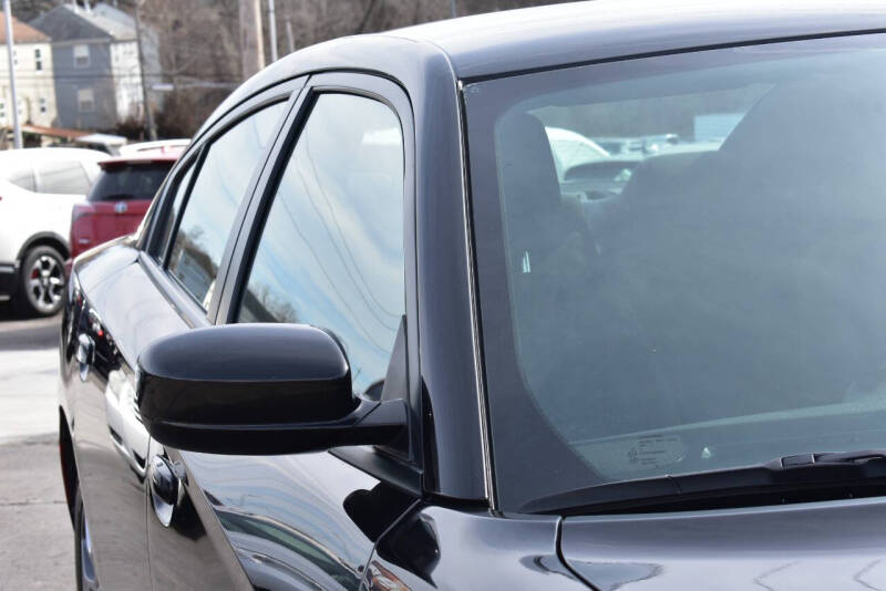 2017 Dodge Charger SE