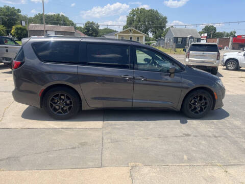 2018 Chrysler Pacifica Touring L Plus