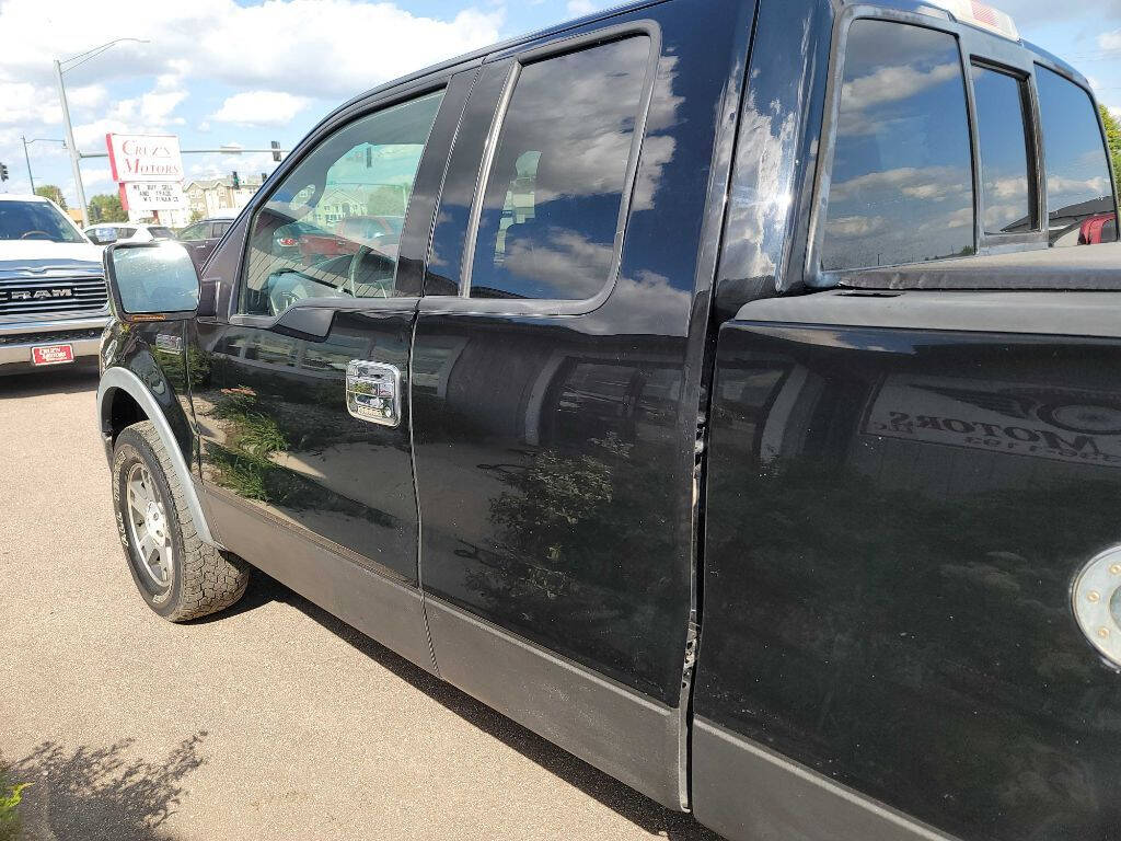 2004 Ford F-150 19