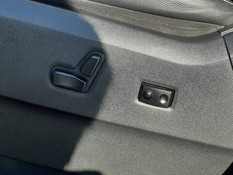 2016 Chrysler Town and Country Touring