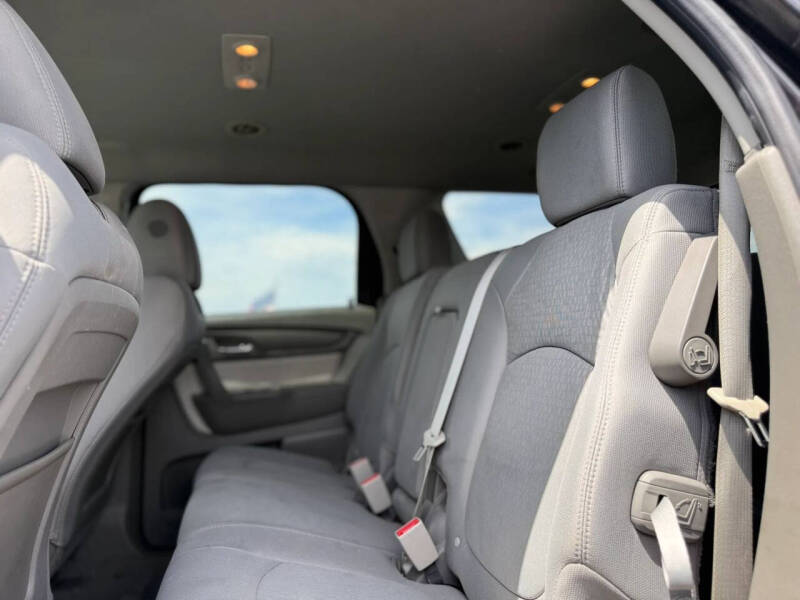 2016 GMC Acadia SLE-1