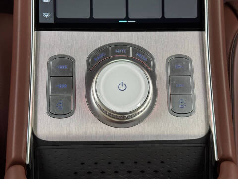 2024 Genesis G90 3.5T e-Supercharger