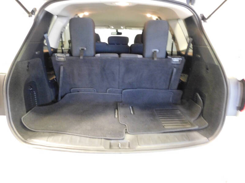 2019 Nissan Pathfinder SV