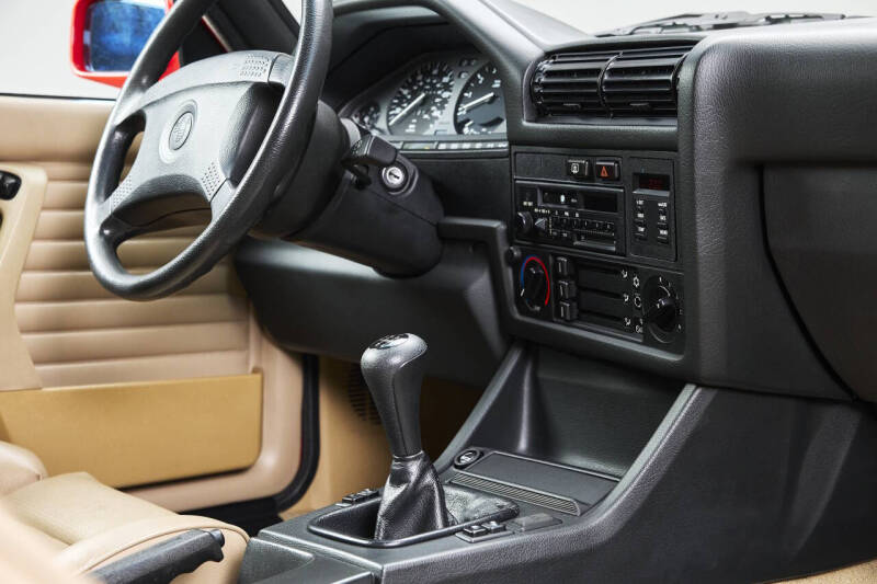 1991 BMW 3 Series 318is
